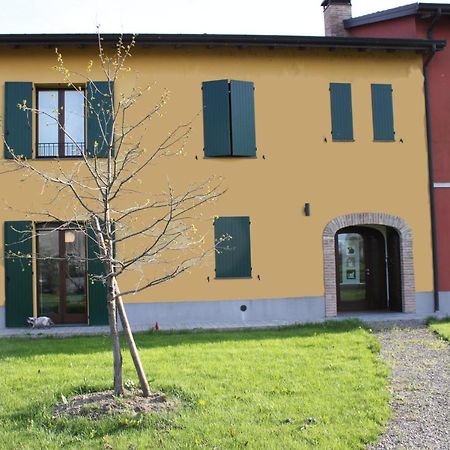 La Casa Dei Gatti Bed & Breakfast Soragna Exterior photo