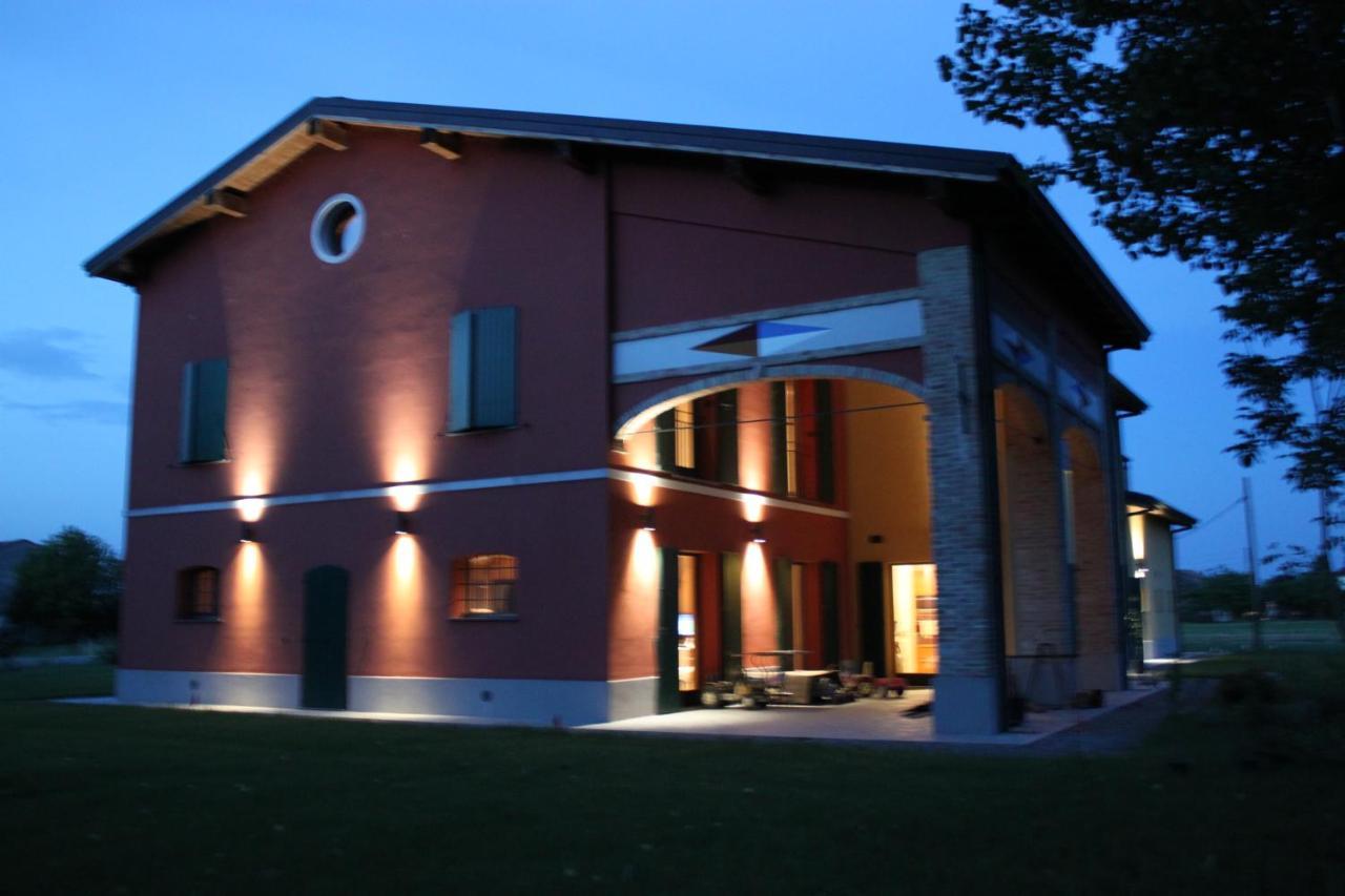 La Casa Dei Gatti Bed & Breakfast Soragna Exterior photo