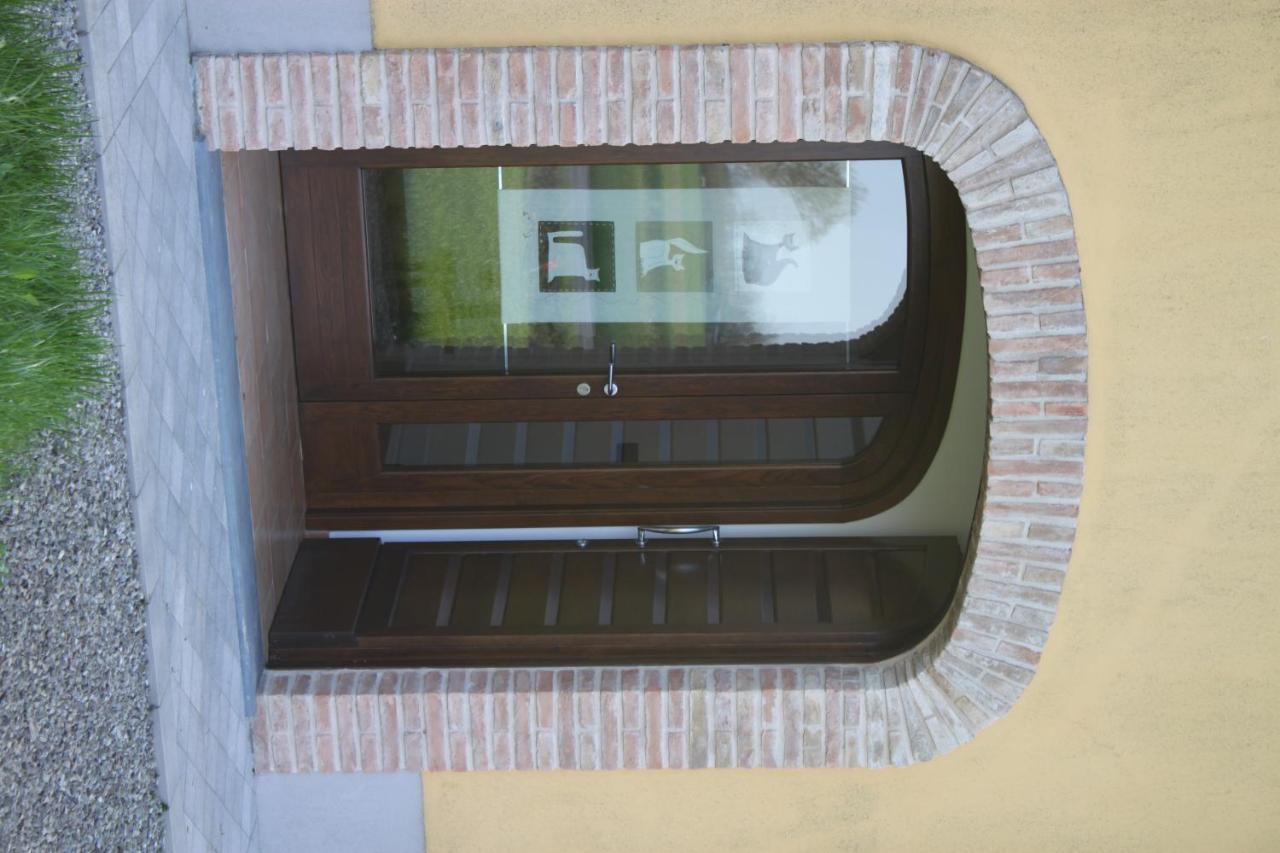 La Casa Dei Gatti Bed & Breakfast Soragna Exterior photo